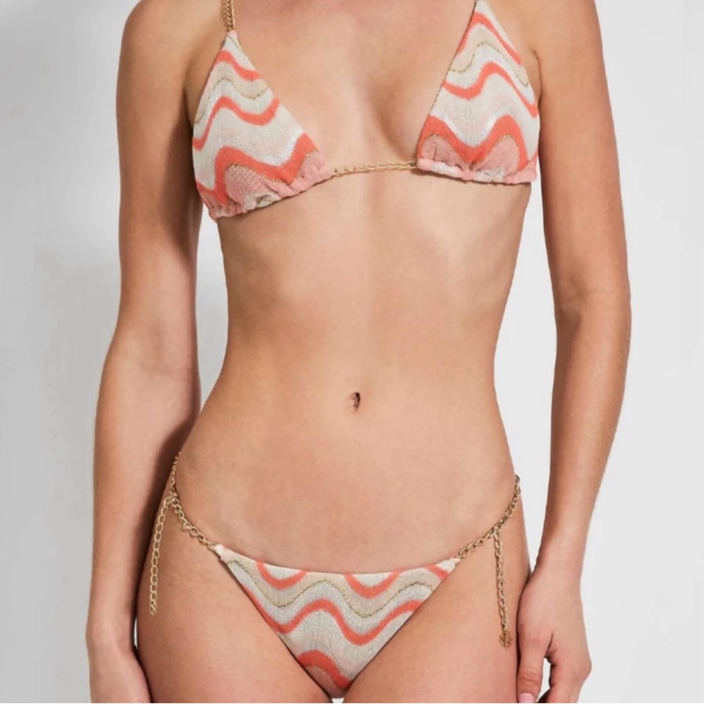 Devon windsor bikini